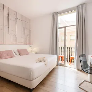 Pensión Chic & Basic Tallers Barcelona